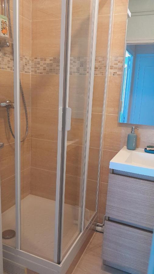 Chateauroux : Bel Appartement Avec Balcon Экстерьер фото